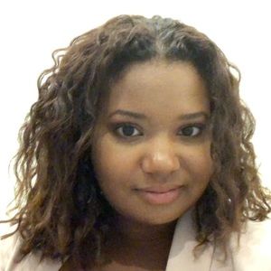 Meet your Posher, Danika